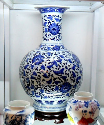 景德鎮(zhèn)精品瓷器 藝術(shù)品收藏 仿古花瓶 賞瓶 青花纏枝蓮|一淘網(wǎng)優(yōu)惠購|購就省錢
